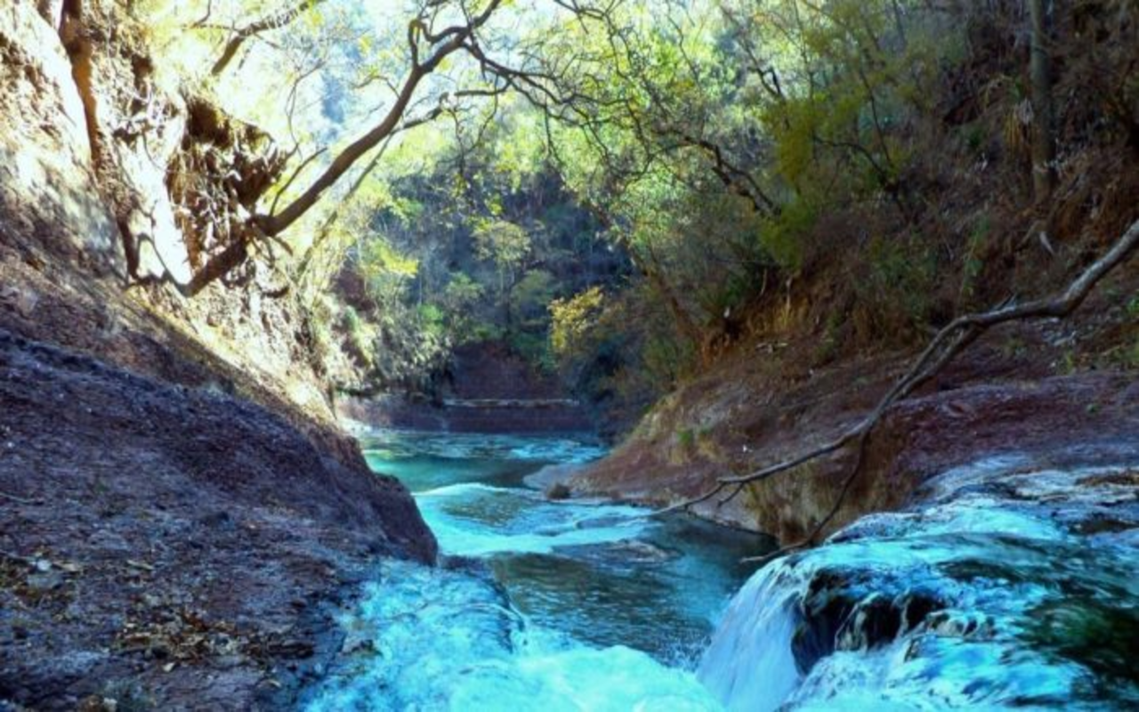 Termas de Jordan con San Francisco